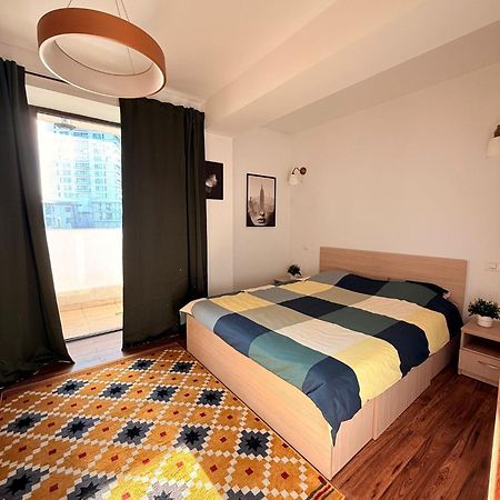 Cozy Apartment With Self Check-In Near Promenada Mall And Verdi Park 부쿠레슈티 외부 사진
