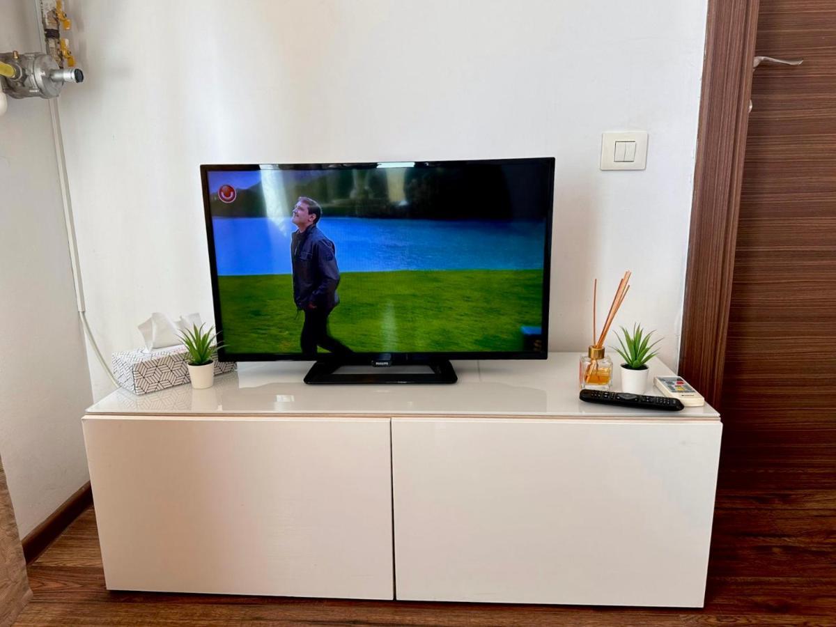 Cozy Apartment With Self Check-In Near Promenada Mall And Verdi Park 부쿠레슈티 외부 사진