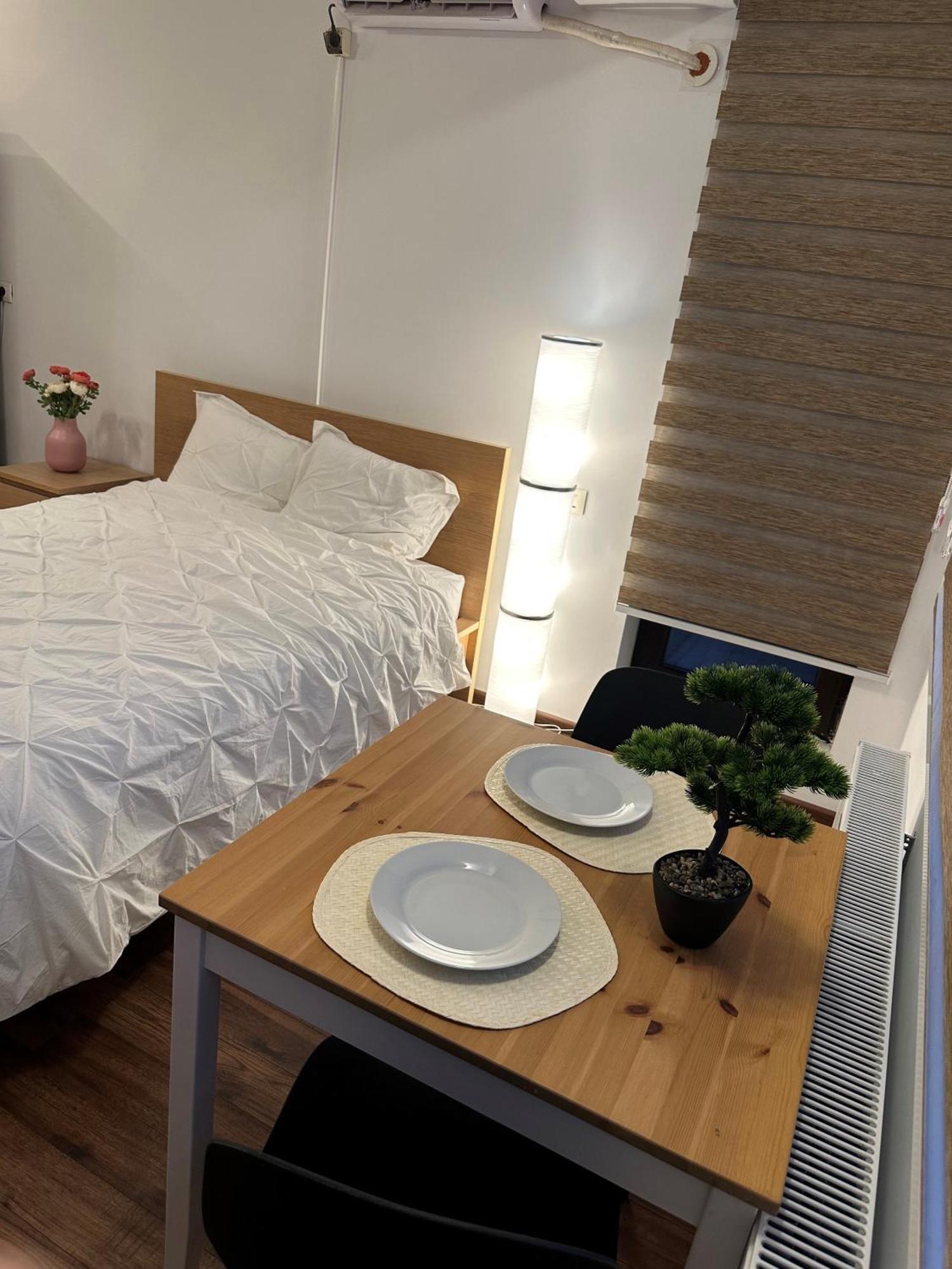 Cozy Apartment With Self Check-In Near Promenada Mall And Verdi Park 부쿠레슈티 외부 사진