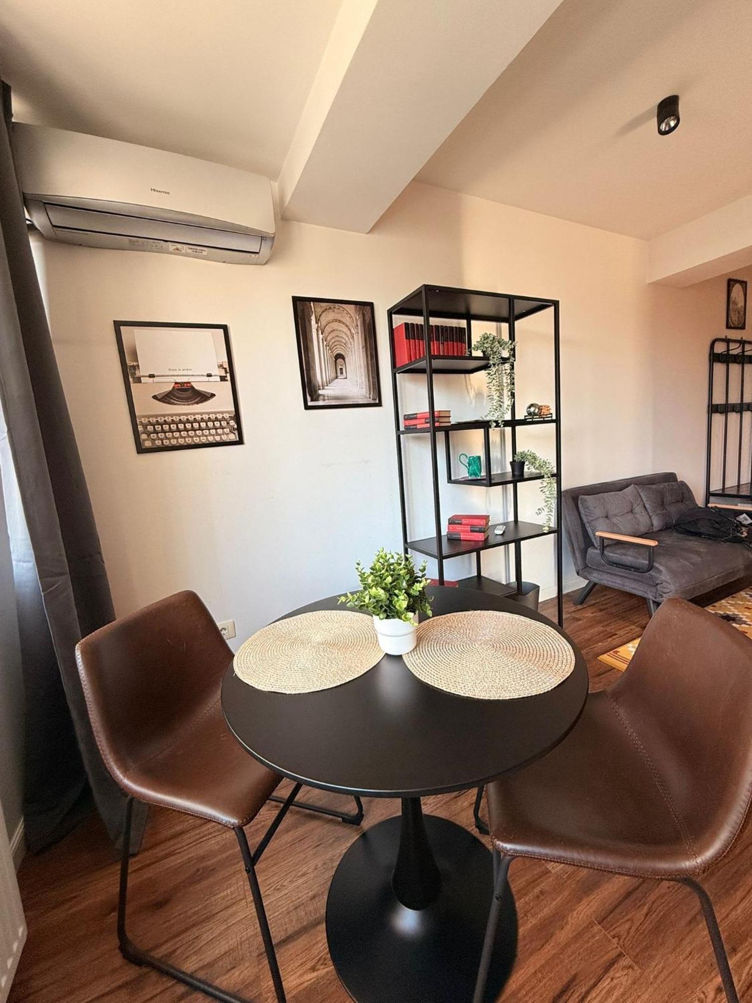 Cozy Apartment With Self Check-In Near Promenada Mall And Verdi Park 부쿠레슈티 외부 사진
